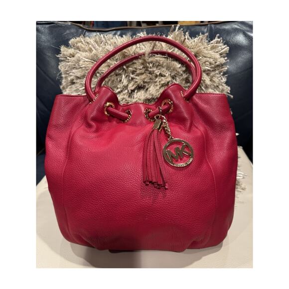 Michael Kors Camden large bag in red pebbled leather - Picture 1 of 8